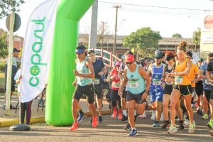 Dia C - Dia de Cooperar em Navirai, em parceria entre Copasul e Sicredi 